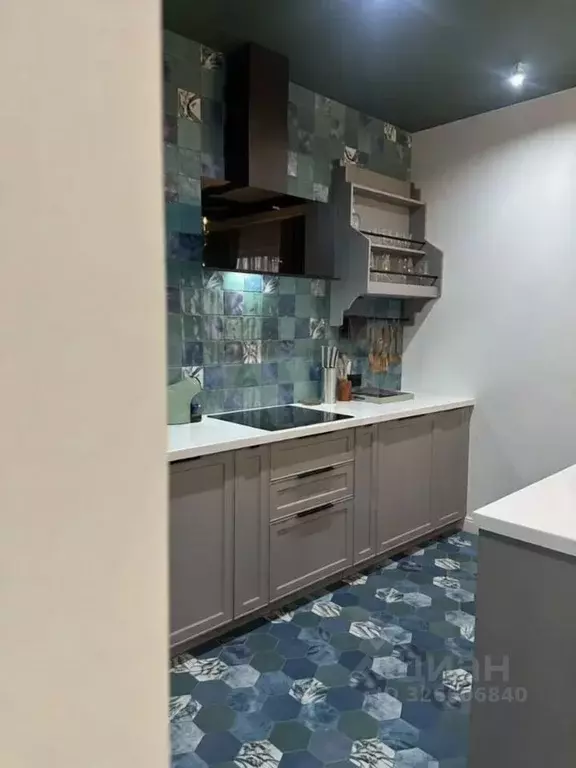 Коттедж в Астраханская область, Астрахань пер. 15-й Березовый (200 м) - Фото 1