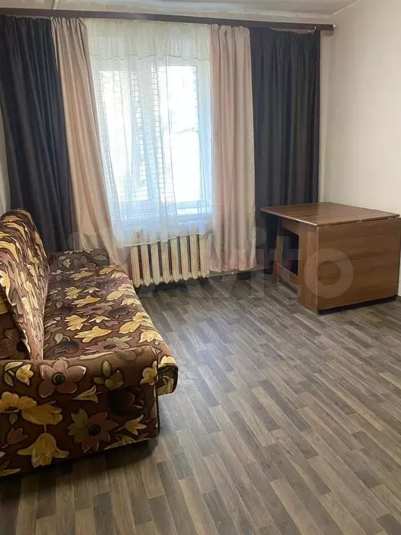 Комната 28 м в 6-к., 2/9 эт. - Фото 0