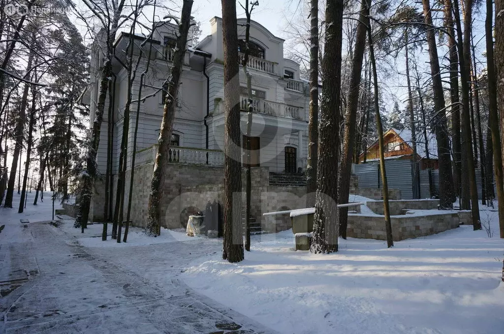 Дом в Одинцовский городской округ, посёлок Николина Гора (960 м) - Фото 0