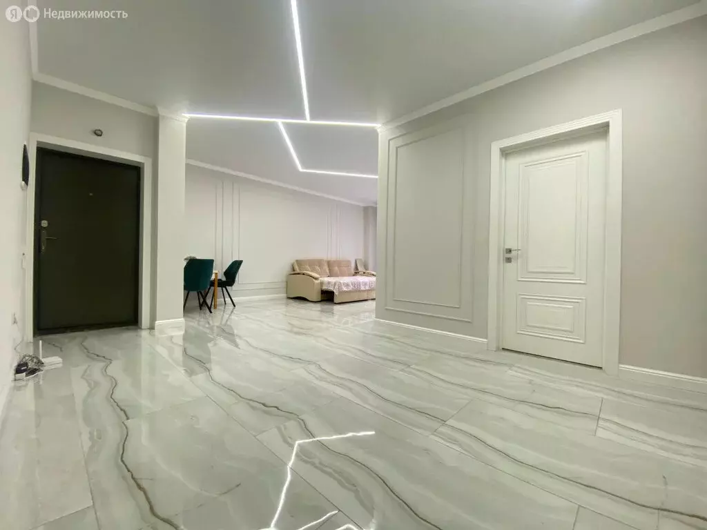 2-комнатная квартира: Нальчик, улица Тлостанова, 32 (72 м) - Фото 2