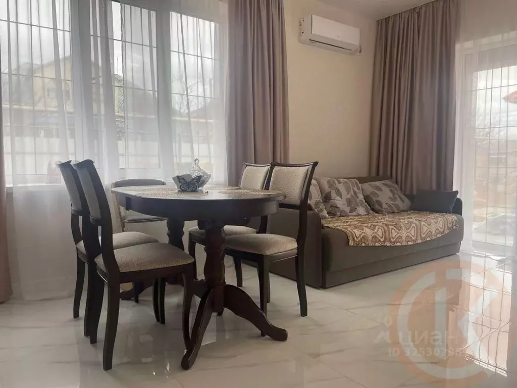 Дом в Крым, Евпатория ул. Энвера Османова, 1 (109 м) - Фото 1