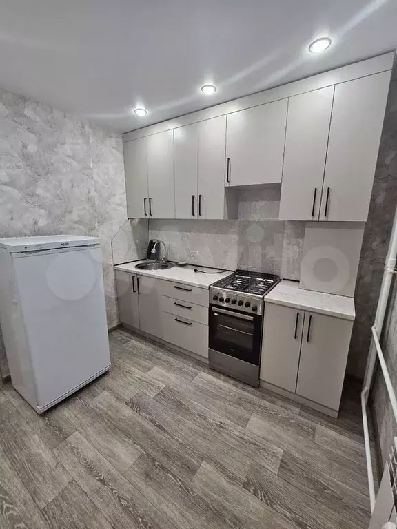 1-к. квартира, 34 м, 9/9 эт. - Фото 0