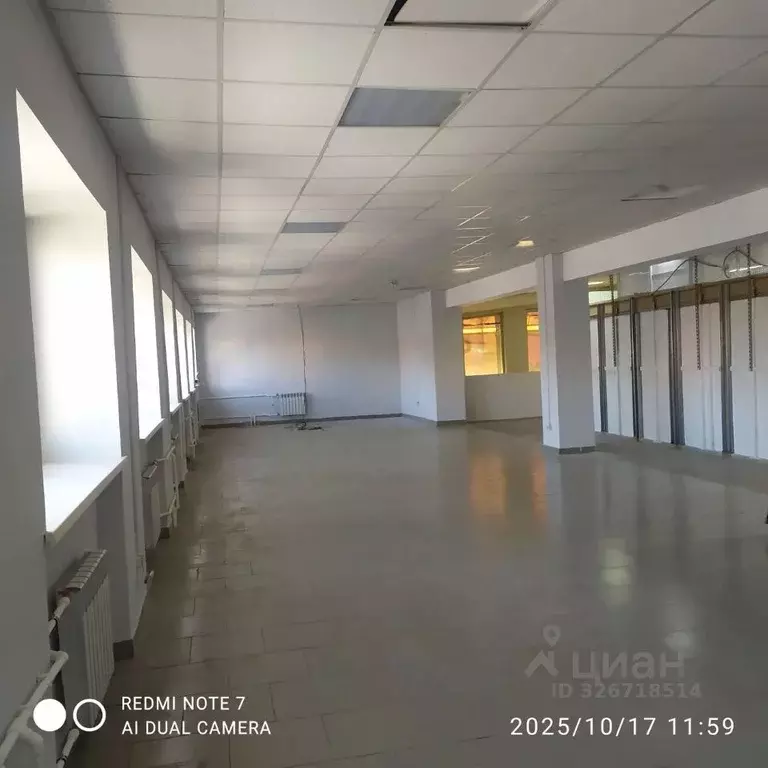 Торговая площадь в Омская область, Омск Нефтезаводская ул., 30к1 (366 ... - Фото 2