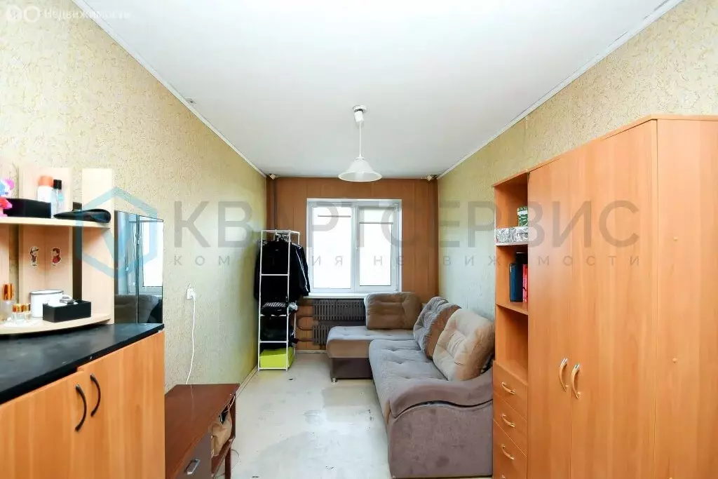 3-комнатная квартира: Омск, 21-я Амурская улица, 30 (60 м) - Фото 1