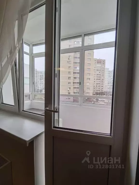 4-к кв. Белгородская область, Старый Оскол Степной мкр, 16 (120.0 м) - Фото 1