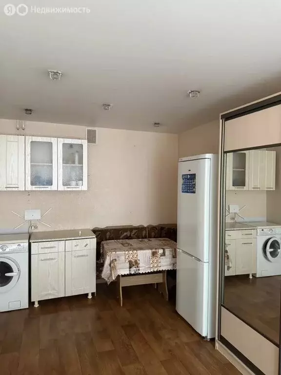1к в 4-комнатной квартире (18 м) - Фото 1