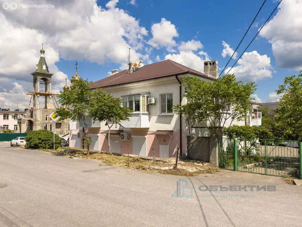 2-комнатная квартира: Новороссийск, улица Красина, 18 (63.2 м) - Фото 1
