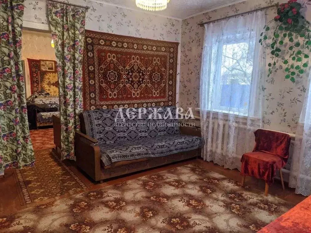 Дом в Белгородская область, Старооскольский городской округ, с. ... - Фото 1