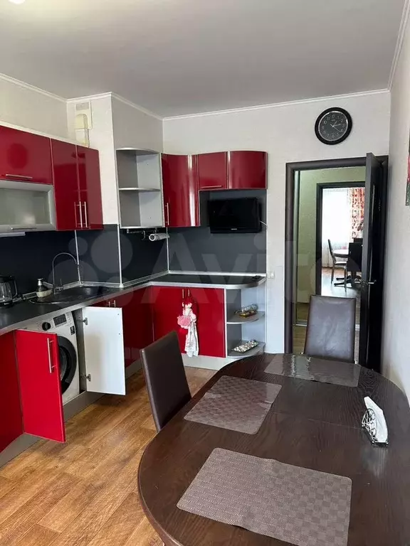 2-к. квартира, 60 м, 6/10 эт. - Фото 0