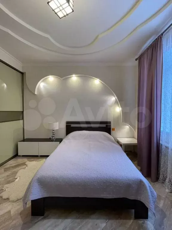 1-к. квартира, 62 м, 1/3 эт. - Фото 1