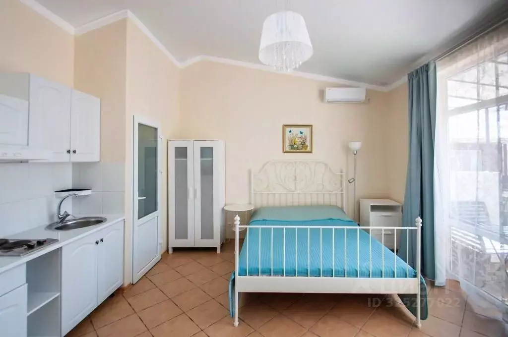 1-к кв. Крым, Феодосия муниципальный округ, Орджоникидзе пгт ул. ... - Фото 1