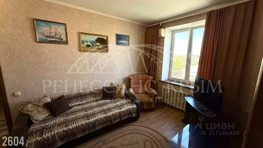 2-к кв. Севастополь ул. Короленко, 18 (42.0 м) - Фото 0