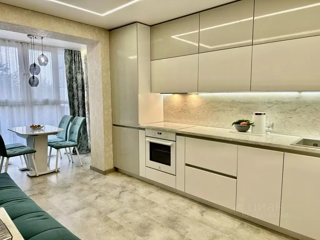 3-к кв. Башкортостан, Стерлитамак ул. Сакко и Ванцетти, 71 (75.0 м) - Фото 1