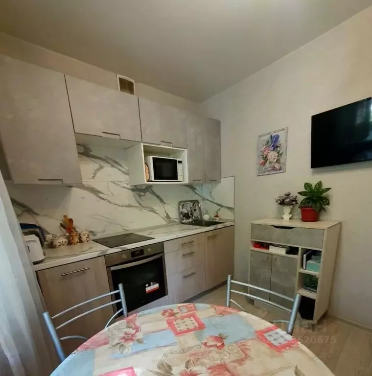 1-к кв. Хабаровский край, Хабаровск Кирпичная ул., 36Б (38.0 м) - Фото 0