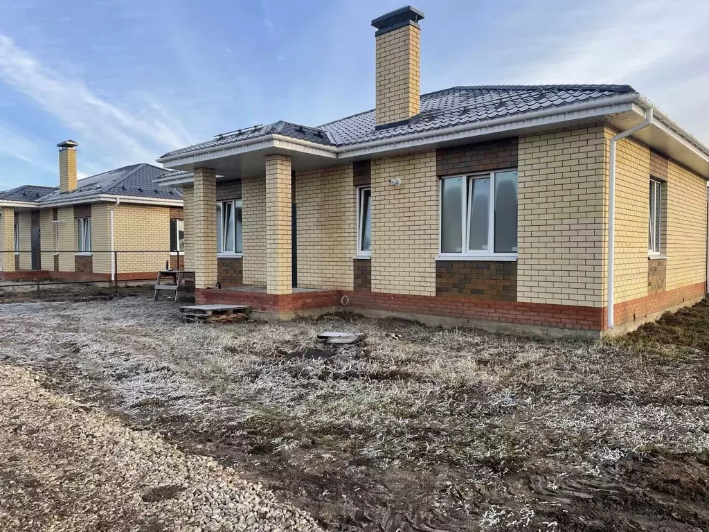 Дом в Татарстан, Лаишевский район, Столбищенское с/пос, с. Столбище ... - Фото 1