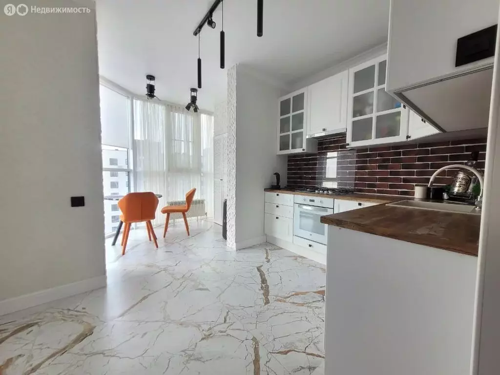 3-комнатная квартира: Ставрополь, улица Ленина, 484В (80 м) - Фото 1