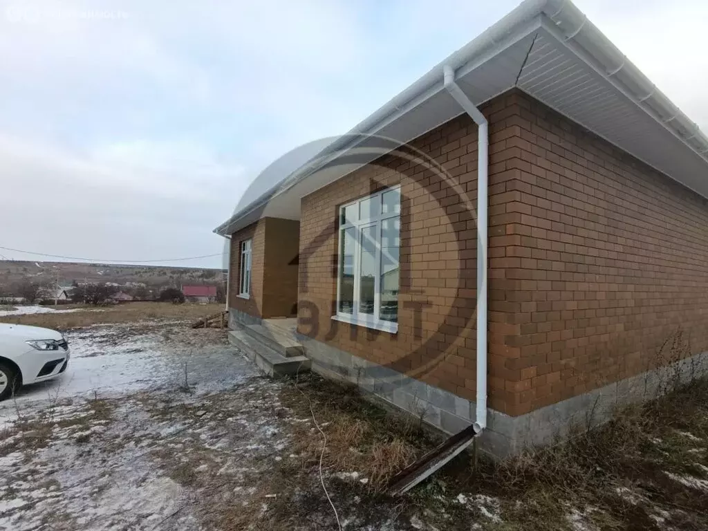 Дом в Старооскольский городской округ, село Курское (115 м) - Фото 1