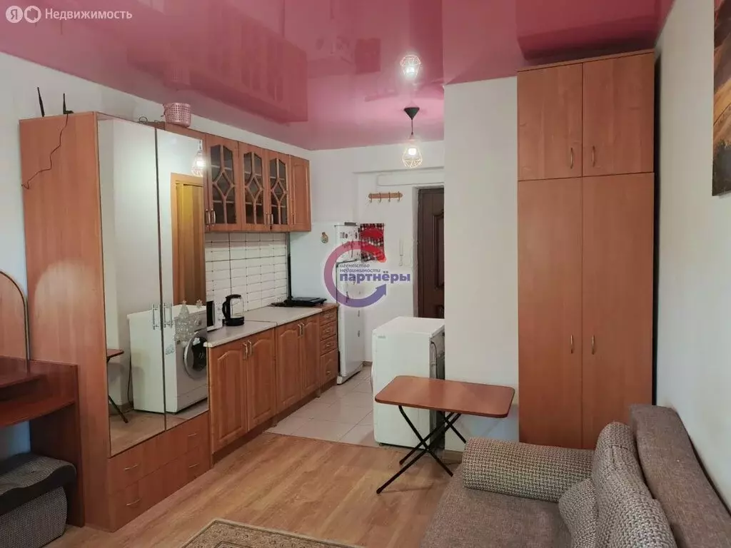 Квартира-студия: Севастополь, улица Маршала Бирюзова, 1 (18 м) - Фото 1