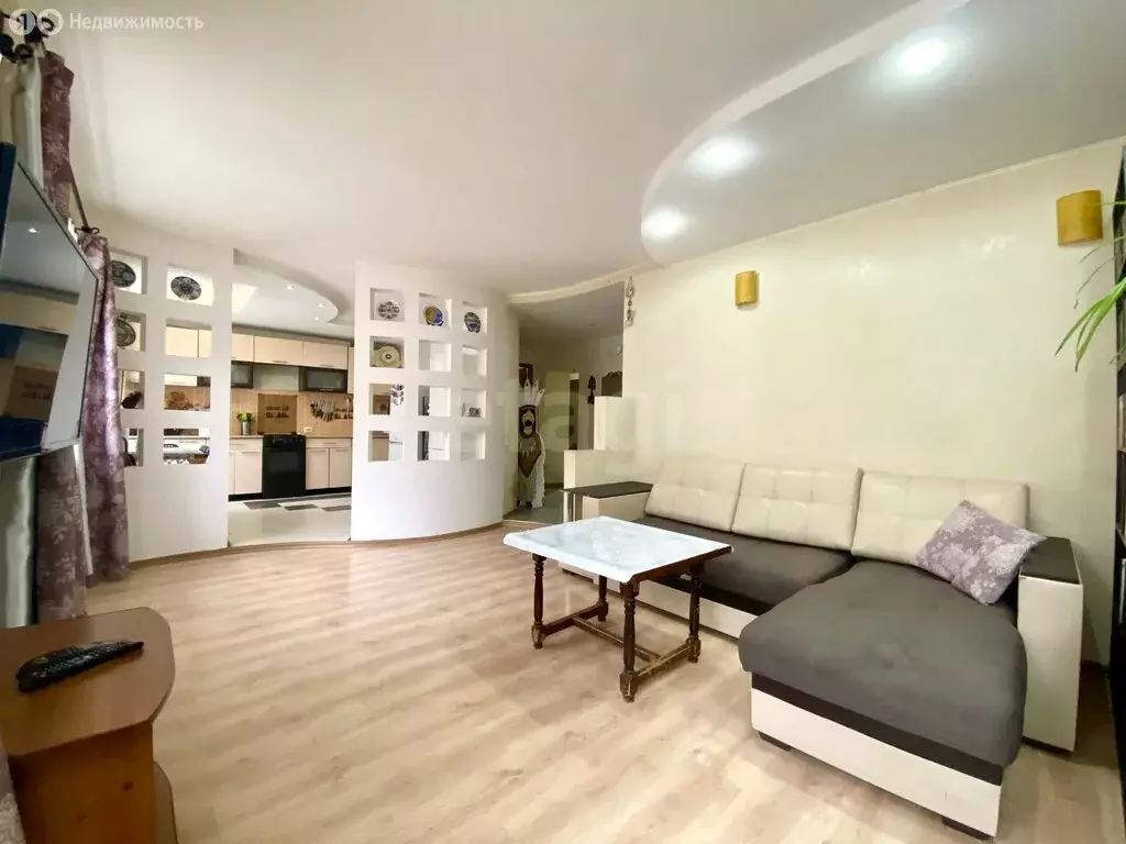 4-комнатная квартира: Пермь, улица Клары Цеткин, 15 (95.8 м) - Фото 2