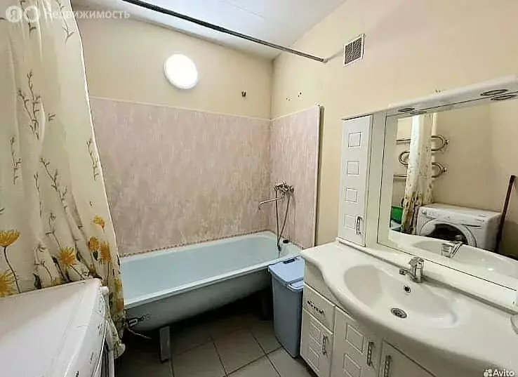 3-комнатная квартира: Казань, улица Новоселья, 6 (85 м) - Фото 1