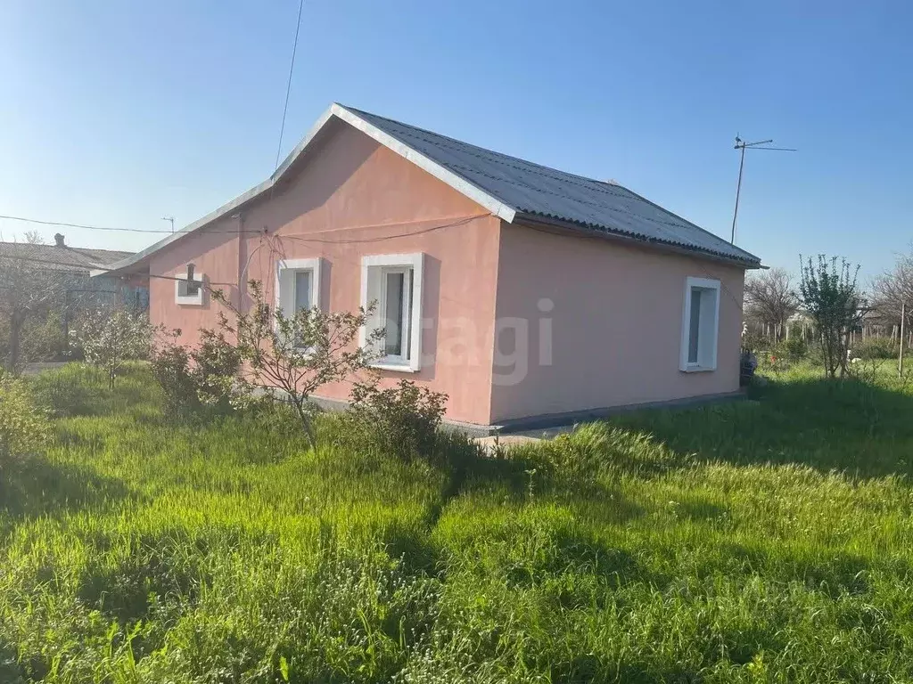 Дом в Крым, Сакский район, с. Крымское ул. Виноградная (53 м) - Фото 1