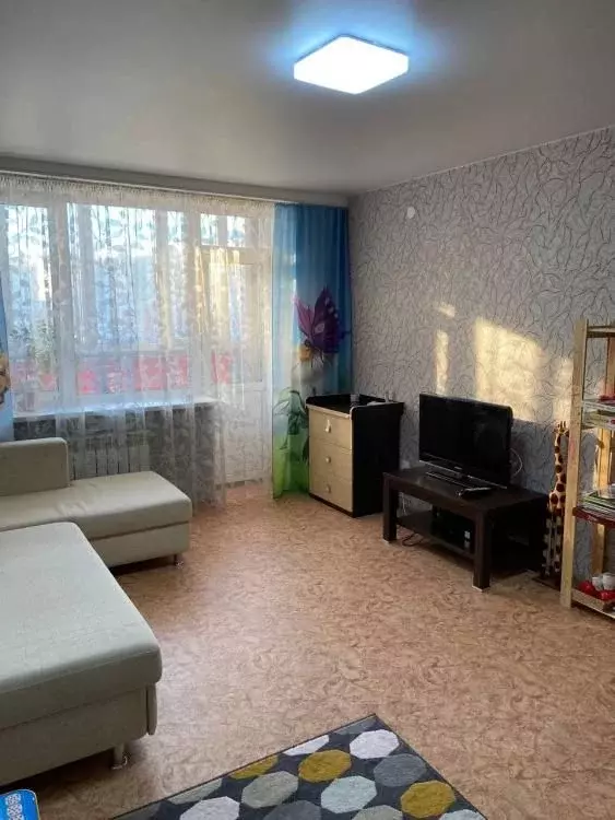 3-к кв. Омская область, Омск ул. Б.Г. Шаронова, 21 (72.2 м) - Фото 1