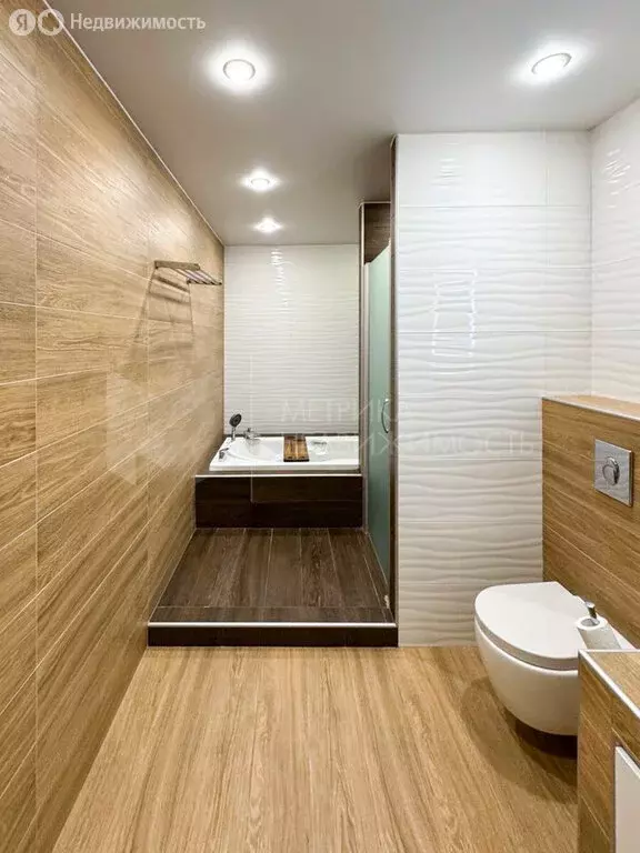 3-комнатная квартира: Тюмень, улица Самарцева, 3 (87.6 м) - Фото 0