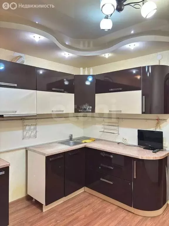 2-комнатная квартира: Пласт, Октябрьская улица, 83 (49.4 м) - Фото 1