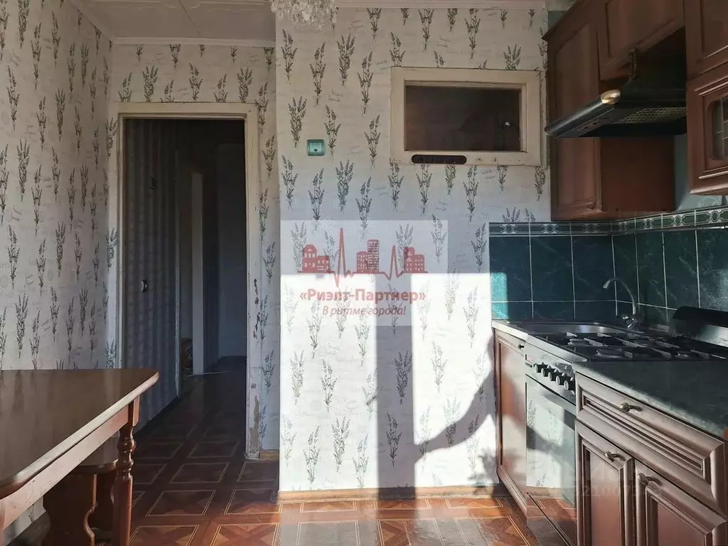 1-к кв. Саратовская область, Саратов просп. Строителей, 82 (30.4 м) - Фото 1