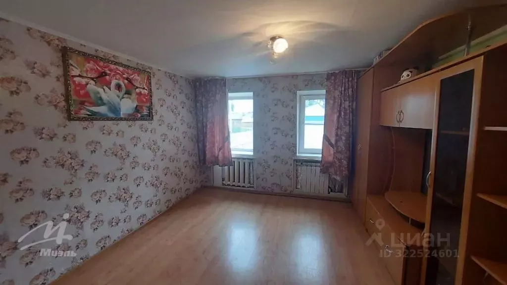 Дом в Алтайский край, Топчихинский район, с. Топчиха Привокзальная ул. ... - Фото 1