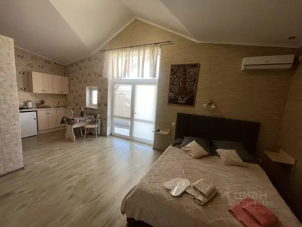 Дом в Севастополь, Севастополь, Балаклава г. ул. Аланская, 71 (500 м) - Фото 2