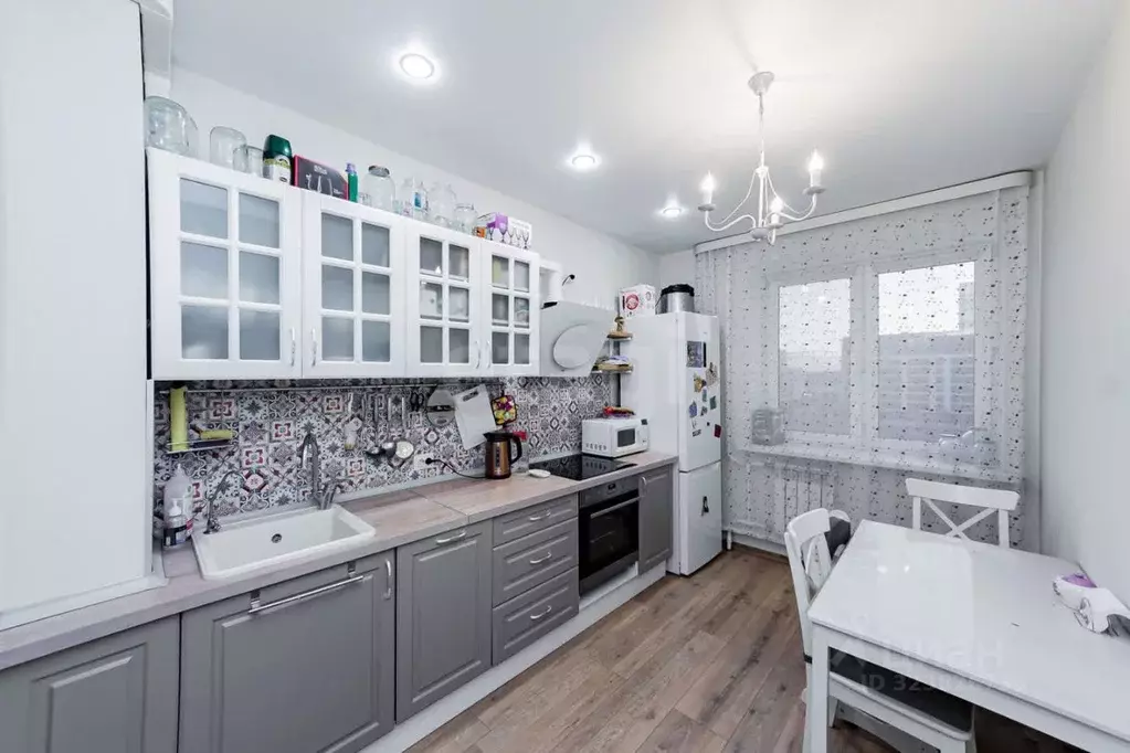 2-к кв. Тюменская область, Тюмень ул. Бориса Житкова, 7 (49.1 м) - Фото 1