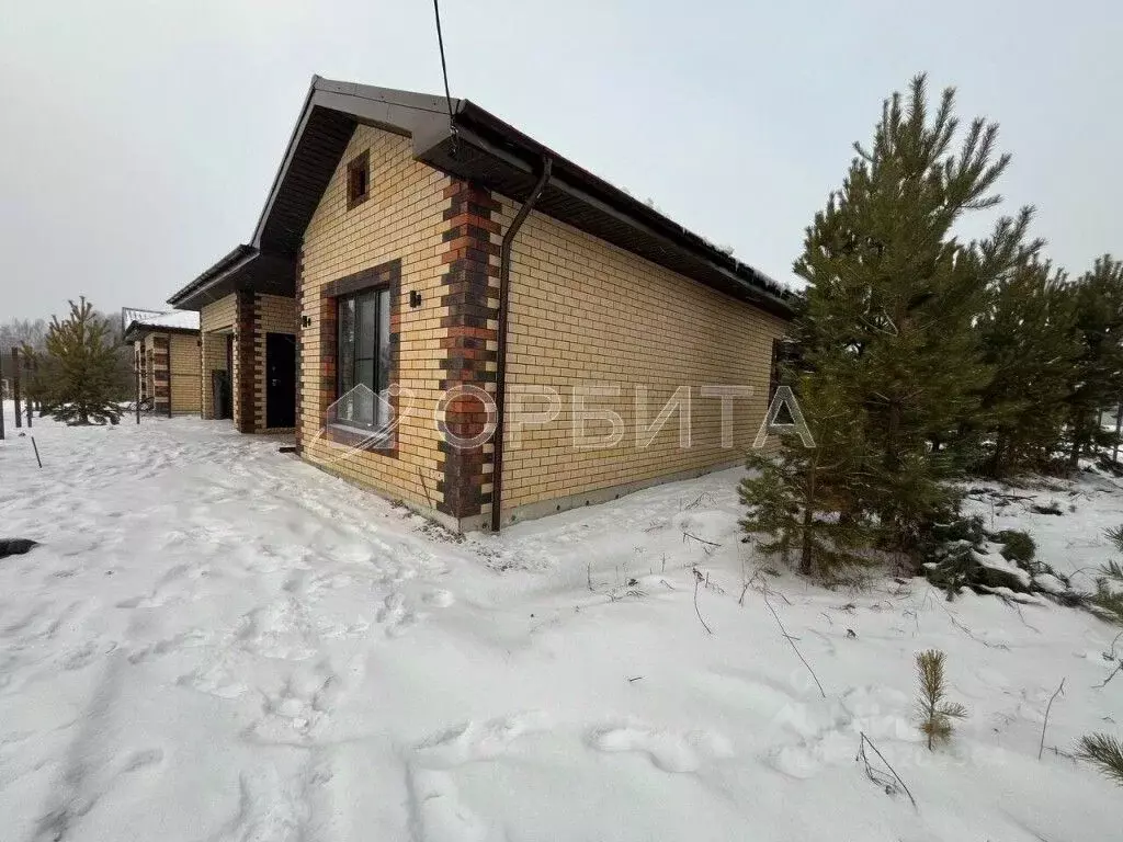 Дом в Тюменская область, Тюменский район, с. Перевалово  (140 м) - Фото 1