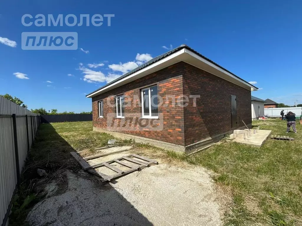 Дом в Адыгея, Тахтамукайский район, Козет аул Адыгейская ул., 10 (105 ... - Фото 0