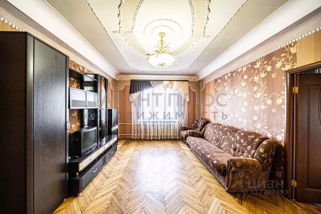 3-к кв. Липецкая область, Липецк Интернациональная ул., 19 (73.0 м) - Фото 1