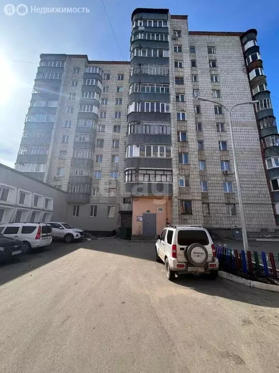 3-комнатная квартира: Зеленодольск, улица Ленина, 2 (58.5 м) - Фото 1