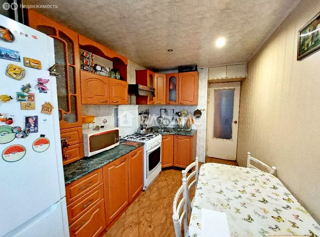 3-комнатная квартира: посёлок Первомайский, 15 (63.9 м) - Фото 2