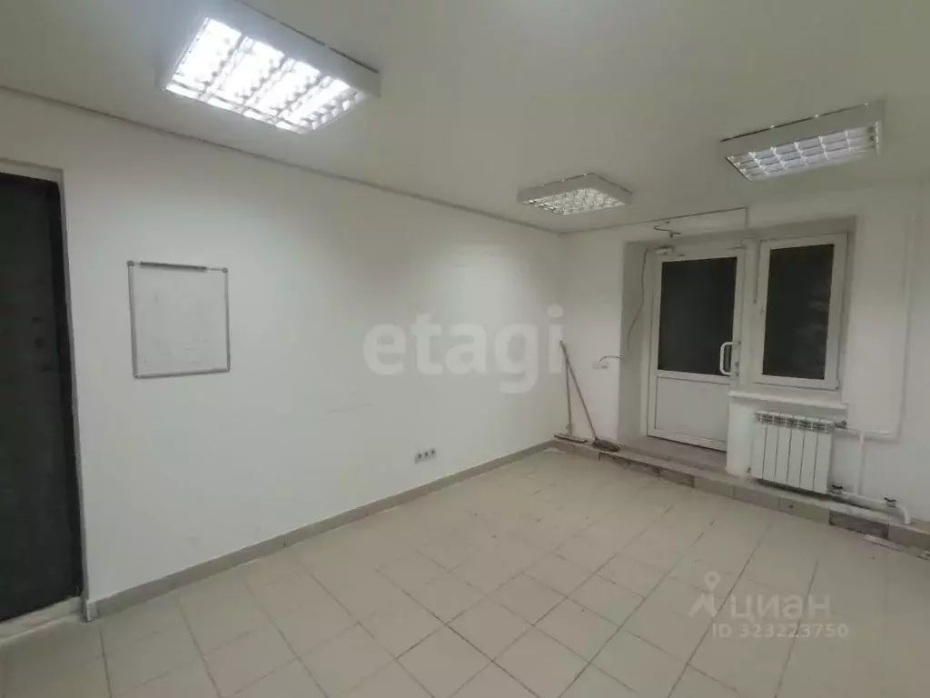 Помещение свободного назначения в Удмуртия, Ижевск ул. 30 лет Победы, ... - Фото 2