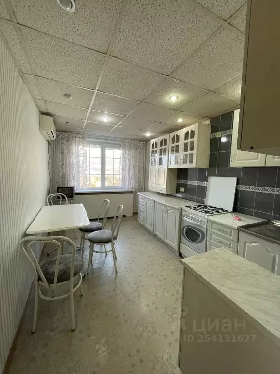 2-к кв. Ставропольский край, Кисловодск ул. Фоменко, 104 (55.0 м) - Фото 1