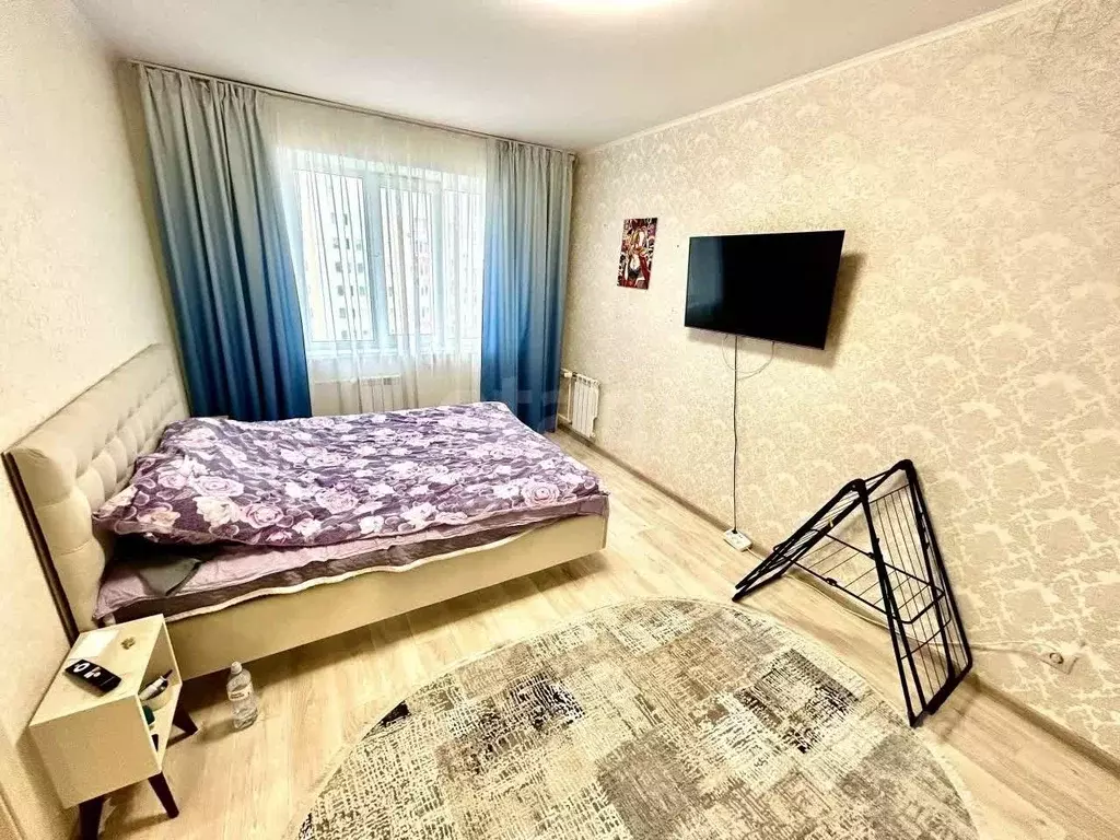 2-к кв. Курская область, Курск ул. Домостроителей, 6 (58.0 м) - Фото 1