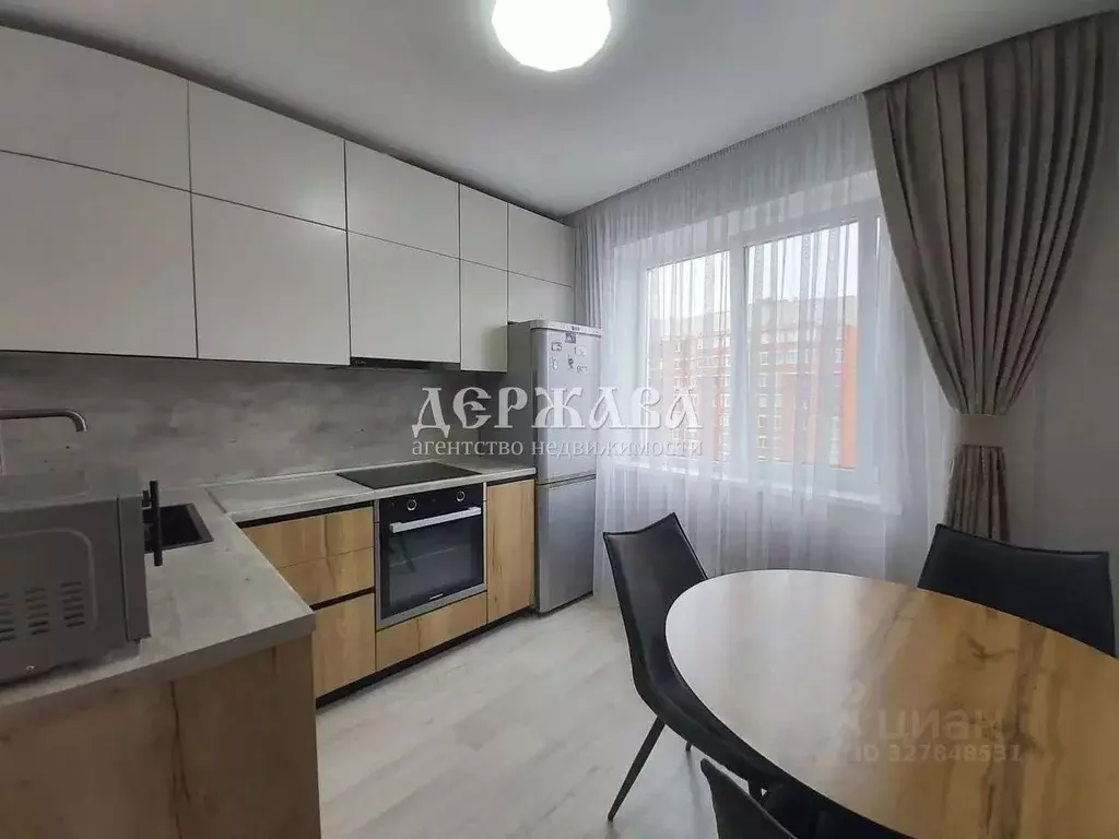 2-к кв. Белгородская область, Старый Оскол Степной мкр, 31 (54.0 м) - Фото 2