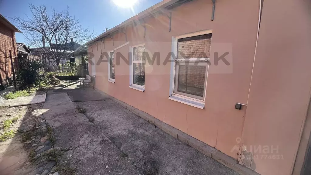 Дом в Адыгея, Майкоп Ростовская ул., 1 (50 м) - Фото 2