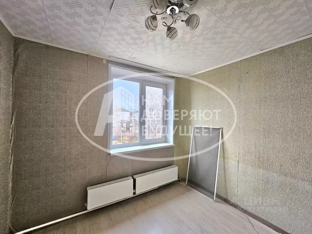 3-к кв. Удмуртия, Воткинский район, пос. Новый ул. Строителей, 3 (57.9 ... - Фото 1