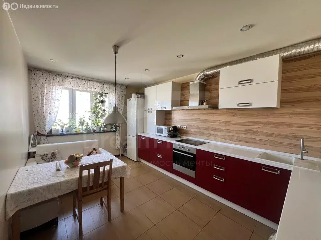 3-комнатная квартира: село Рождествено, жилой комплекс ... - Фото 0