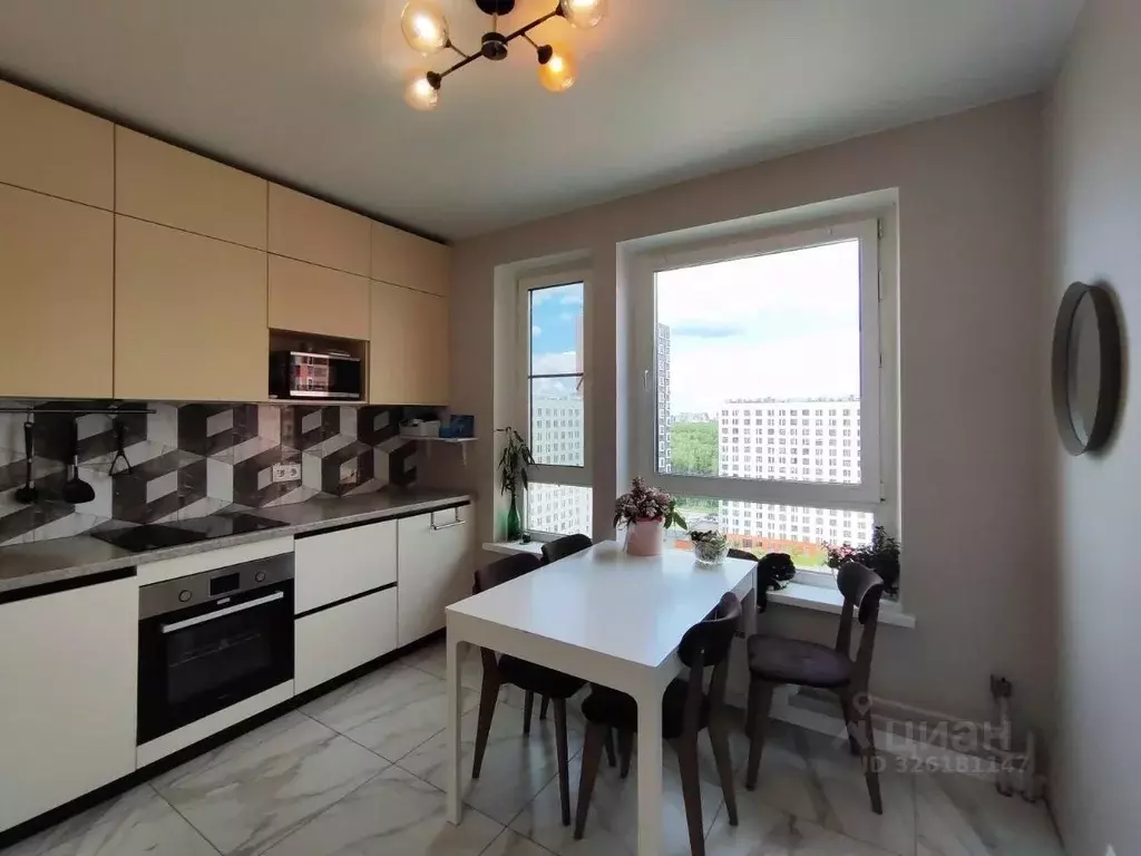 2-к кв. Москва ул. Саларьевская, 14к2 (70.1 м) - Фото 1