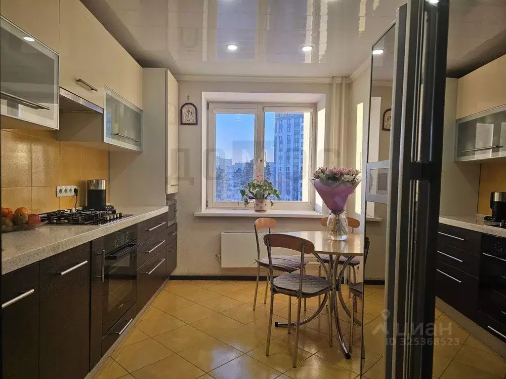 3-к кв. Свердловская область, Верхняя Пышма ул. Уральских Рабочих, 42 ... - Фото 2