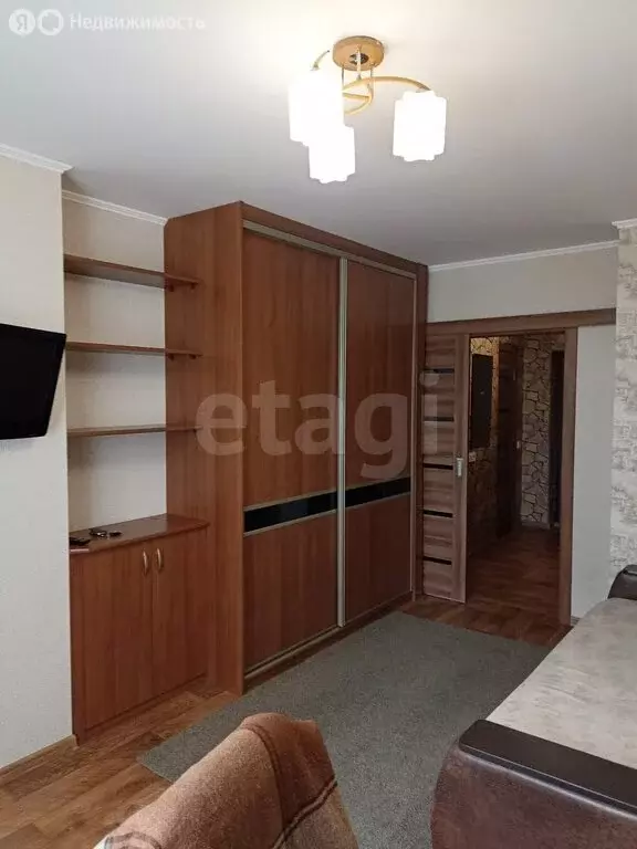 1-комнатная квартира: Омск, улица Крупской, 13/4 (42 м) - Фото 0