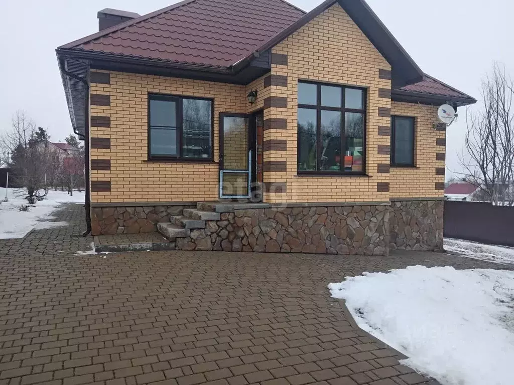 Дом в Белгородская область, Белгородский район, Никольское с/пос, с. ... - Фото 0