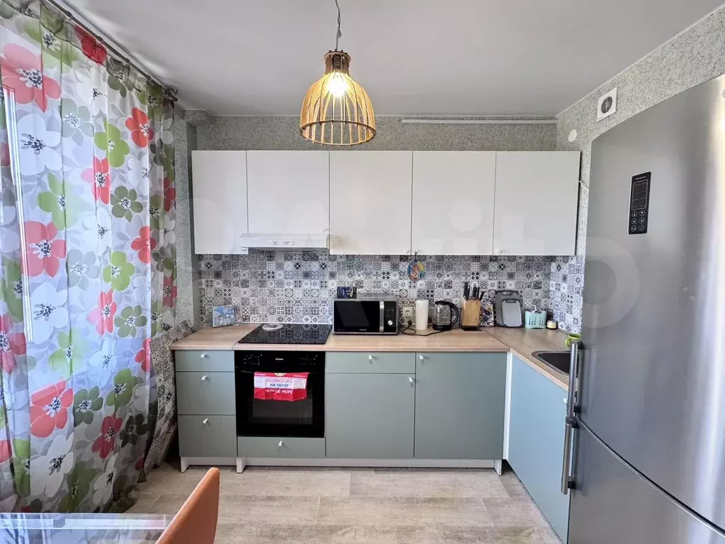 2-к. квартира, 60 м, 13/18 эт. - Фото 1