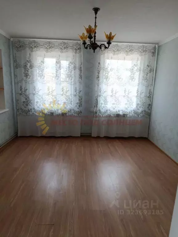 Дом в Краснодарский край, Щербиновский район, с. Глафировка ул. Кирова ... - Фото 1